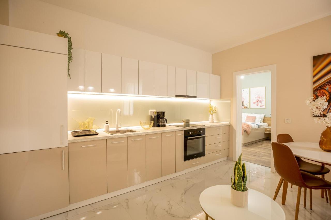 Dream Home - Prime Location 2Br Apt In Boekarest Buitenkant foto