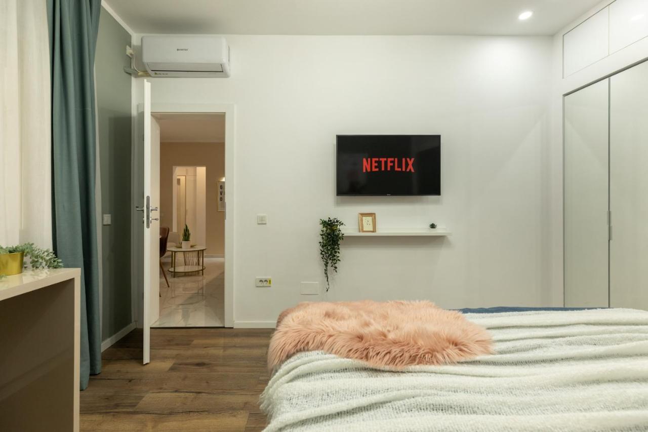 Dream Home - Prime Location 2Br Apt In Boekarest Buitenkant foto